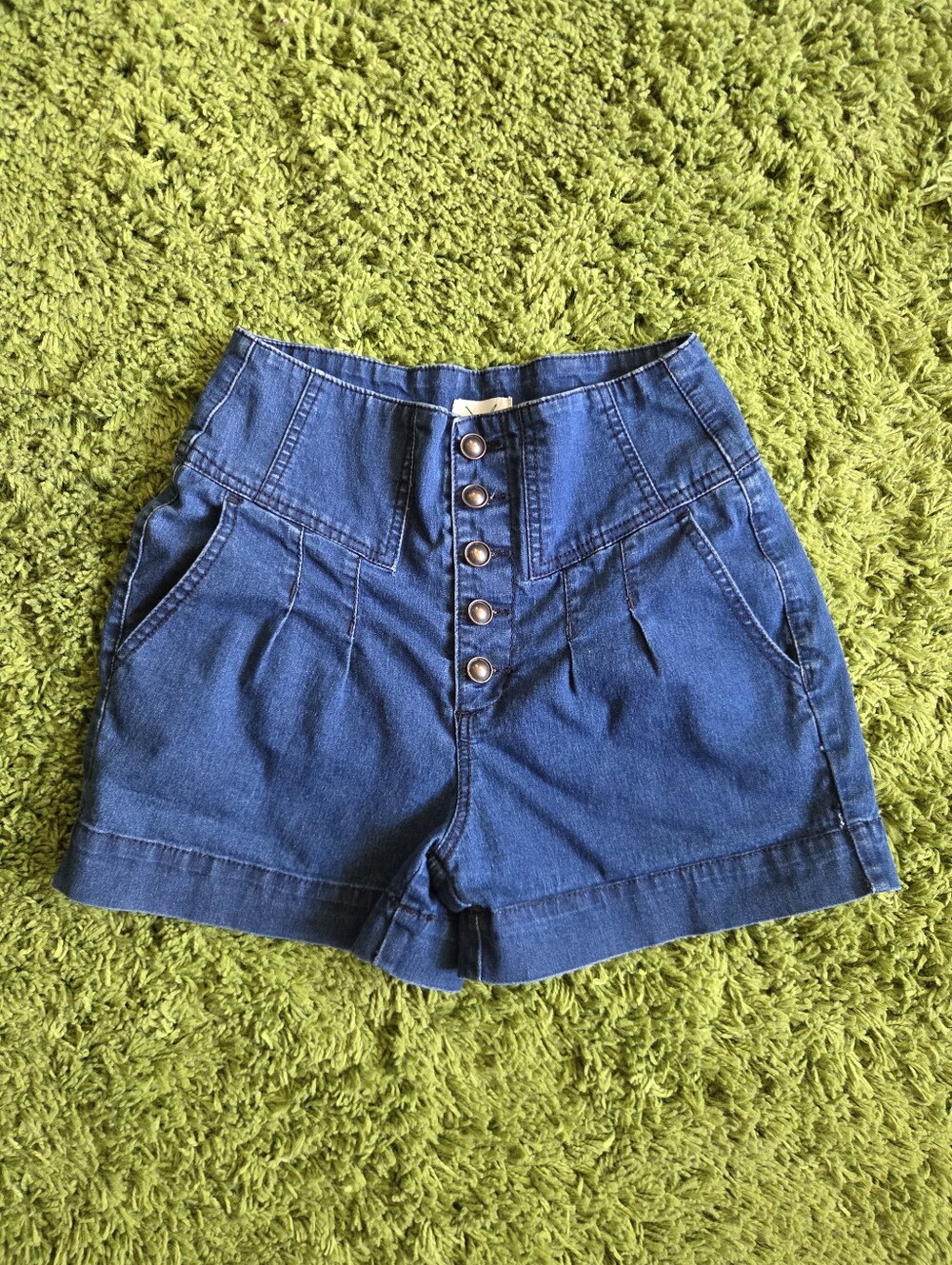 4 High Rise Shorts - Picture 2 of 13